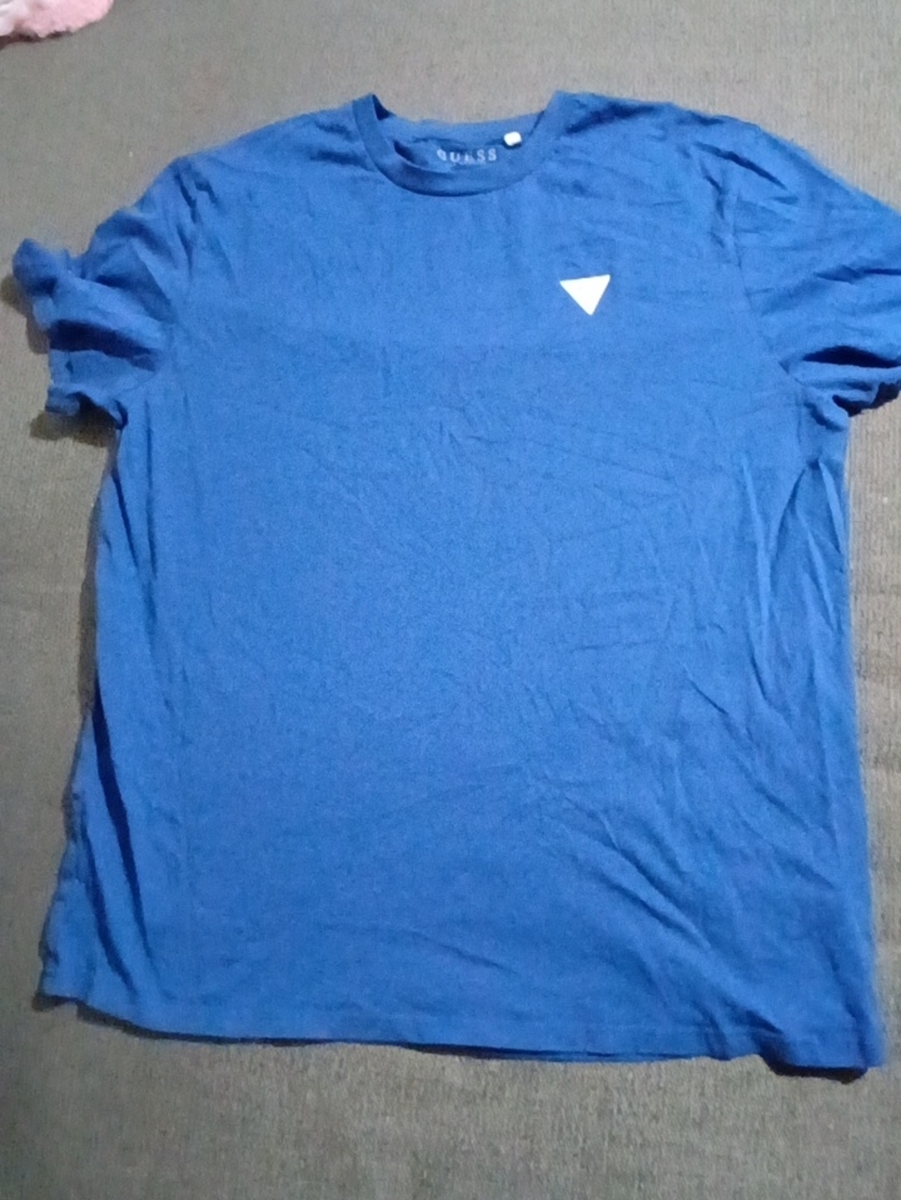 NWOT Guess Royal Blue Short Sleeve Crew Neck Tee with Triangle Logo - Picture 1 of 3